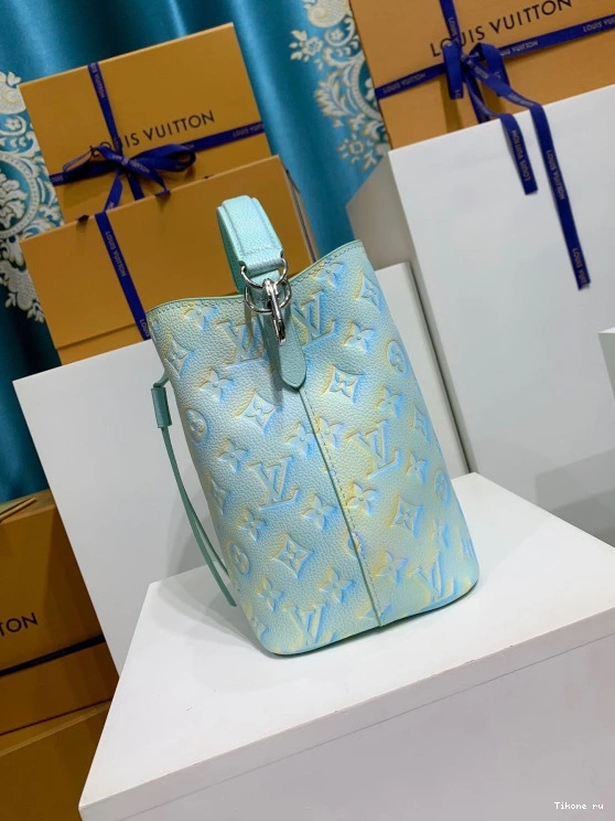 Affordable VUITTON NÉONOÉ LOUIS BB 0728